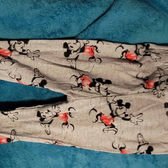 Pj Set Disney Mickey Mouse 12 months 4 Piece Unisex Boys New NWT - Picture 12 of 16